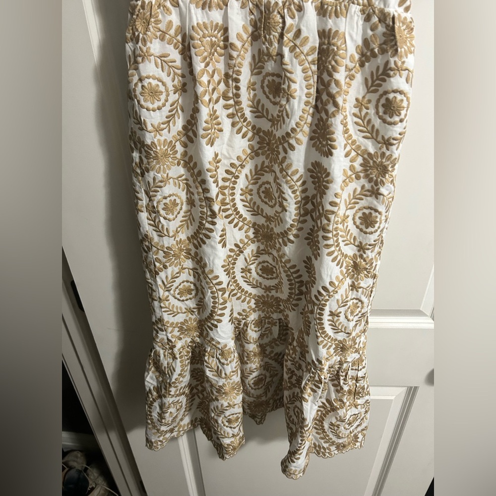 NWT Adelyn Rae Eyelet Embroidered Puff Short Sleeve V-Neck Midi Dress brand new - Picture 4 of 7